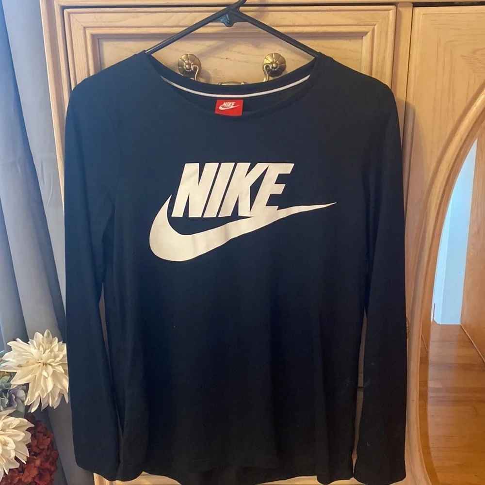Nike Long Sleeve Top